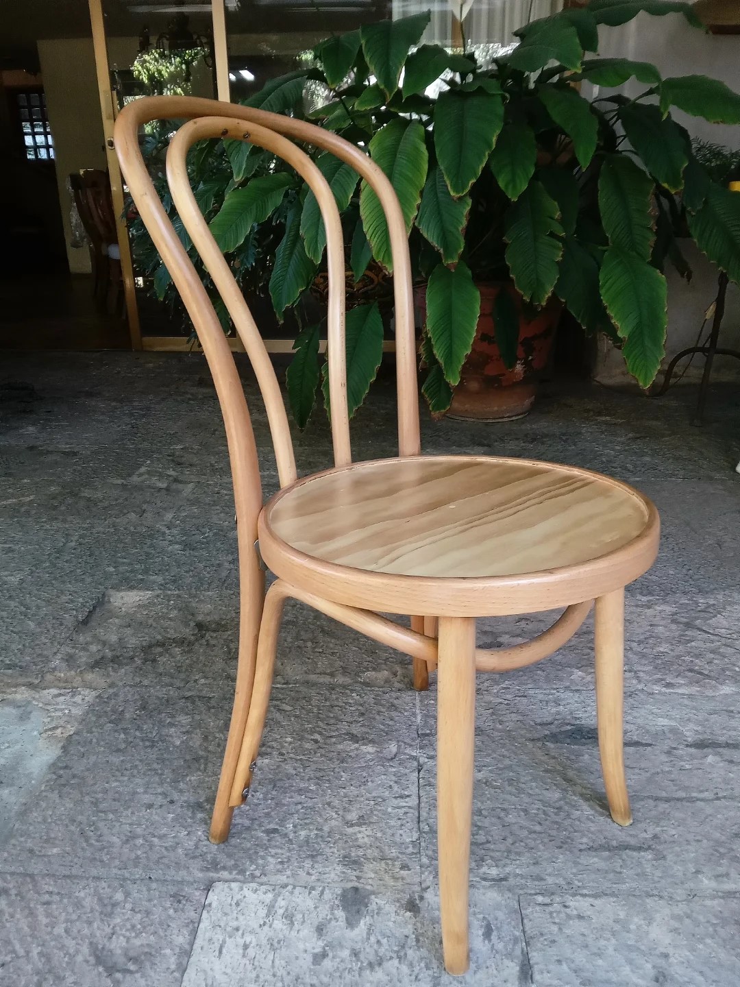 silla Thonet No.18 restaurada 4